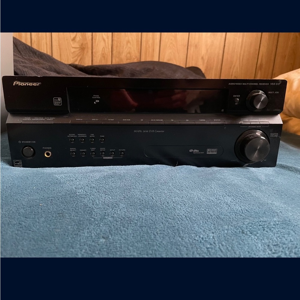 Pioneer receiver with speakers , bass